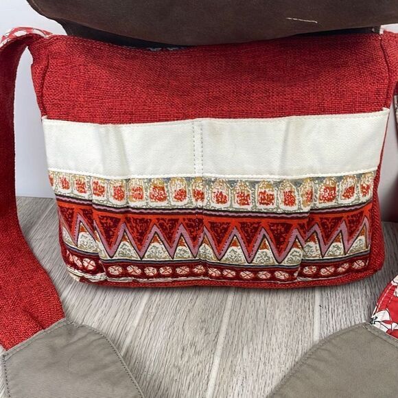 Sage & Harper Women's Multi Media Medium Crossbody Bag Red and Tan - Picture 5 of 16